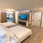 아파트 -neubau- 42 Qm Balkon-apartment *