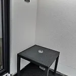 -neubau- 42 Qm Balkon-apartment * 풀다