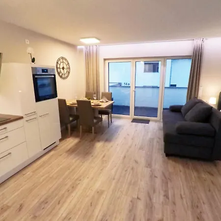 -neubau- 42 Qm Balkon-apartment Apartman