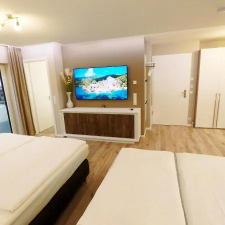 -neubau- 42 Qm Balkon-apartment فولدا