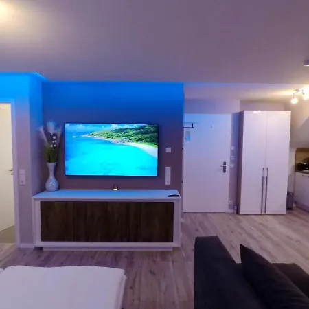 아파트 -neubau- 42 Qm Balkon-apartment 풀다