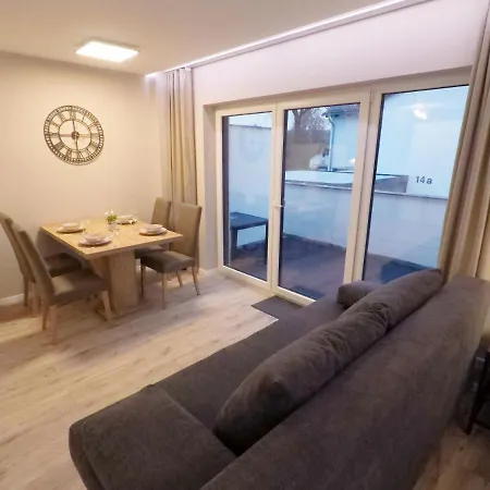 -neubau- 42 Qm Balkon-apartment Apartment *