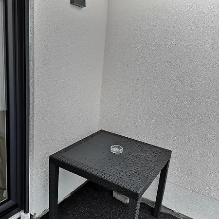 -neubau- 42 Qm Balkon-apartment * Fulda