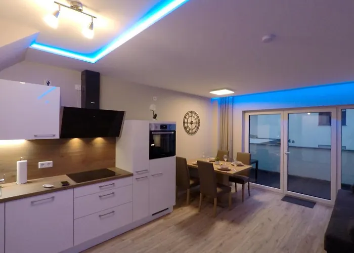 -neubau- 42 Qm Balkon-apartment Фульда