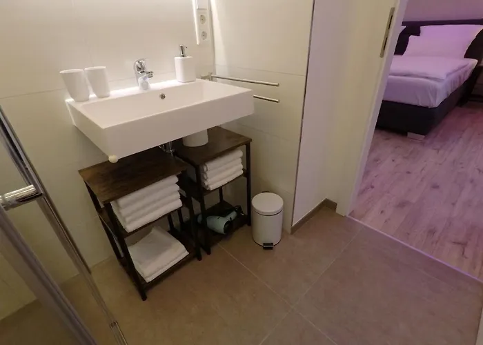 -neubau- 42 Qm Balkon-apartment *