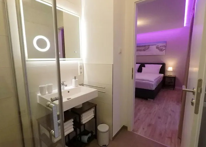 -neubau- 42 Qm Balkon-apartment Apartman *