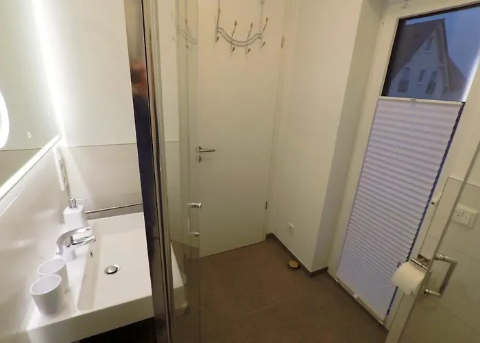 -neubau- 42 Qm Balkon-apartment Фульда