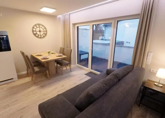 -neubau- 42 Qm Balkon-apartment Apartman *